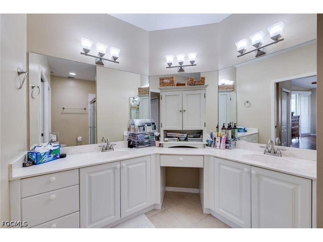 13951 Eagle Ridge Lakes Drive #203 Fort Myers FL 33912 2026014453 image16