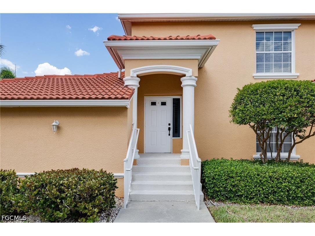 13951 Eagle Ridge Lakes Drive #203 Fort Myers FL 33912 2026014453 image2