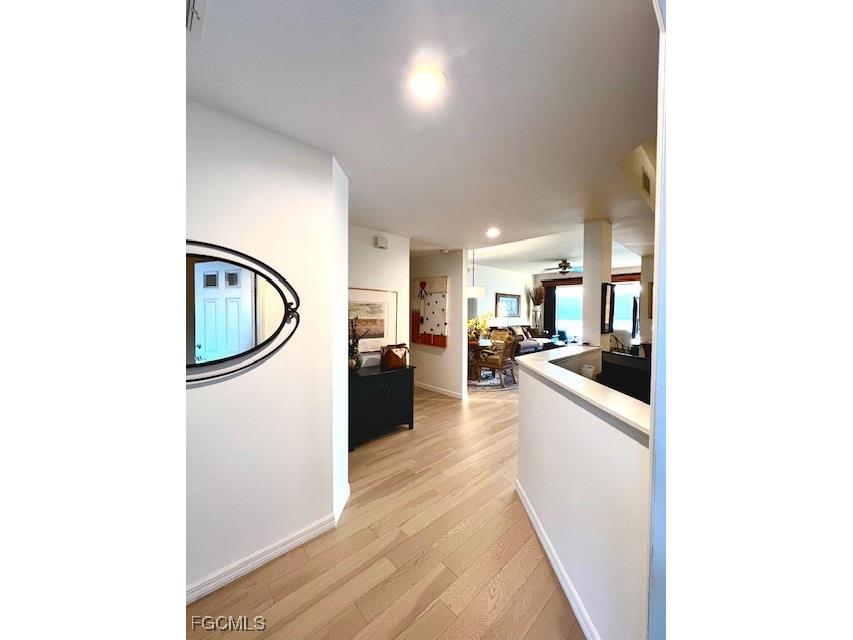 13960 Eagle Ridge Lakes Drive #102 Fort Myers FL 33912 2025019165 image3
