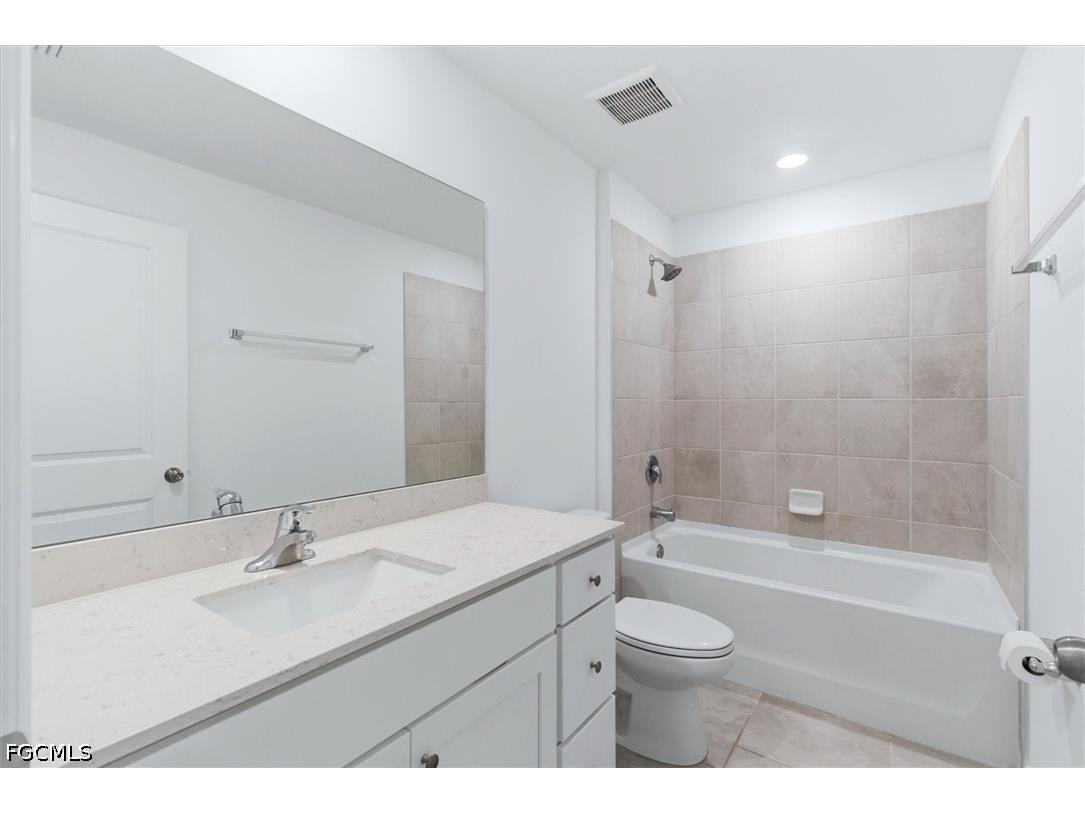 13963 Buckingham Oak Drive Fort Myers FL 33905 2026025161 image18