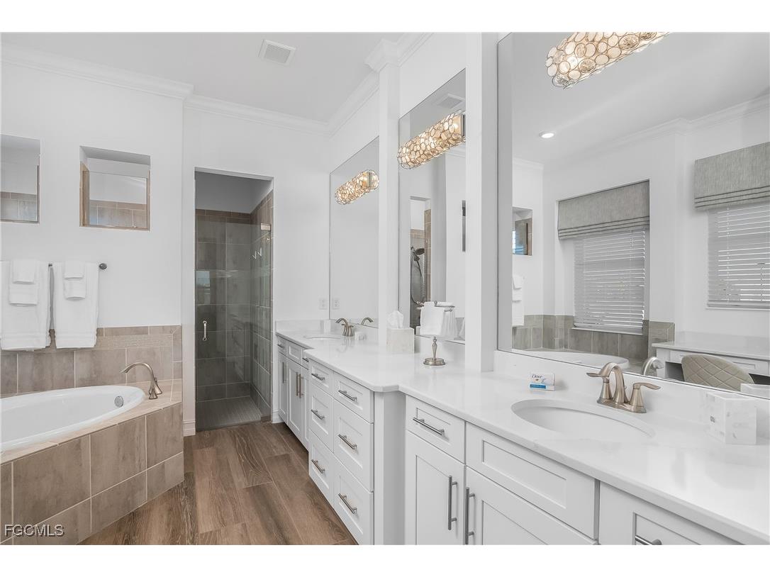 13974 Blue Bay Circle Fort Myers FL 33913 2025024124 image18