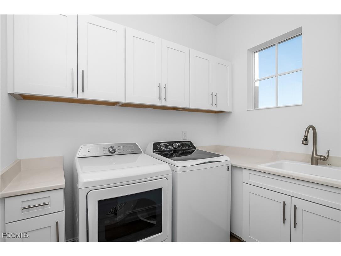 13974 Blue Bay Circle Fort Myers FL 33913 2025024124 image24