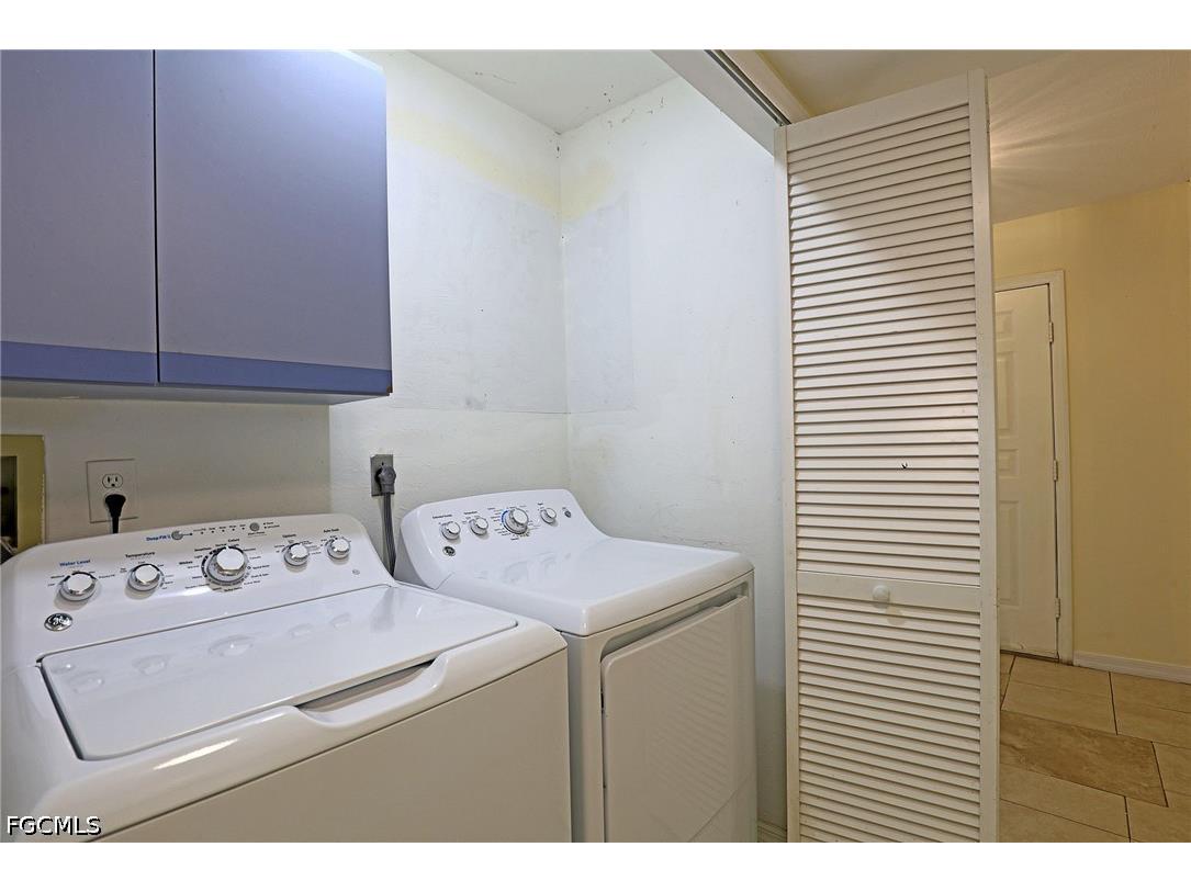1398 Evalena Lane North Fort Myers FL 33917 2026017959 image11