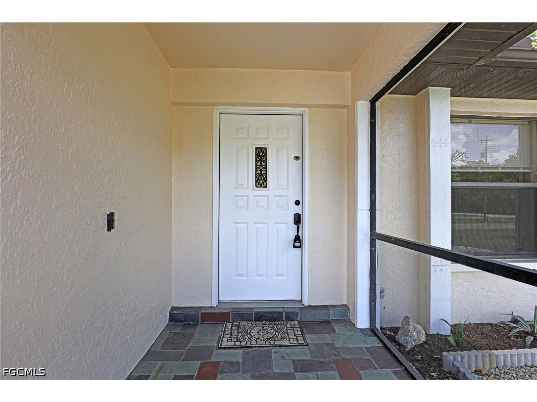 1398 Evalena Lane North Fort Myers FL 33917 2026017959 image3