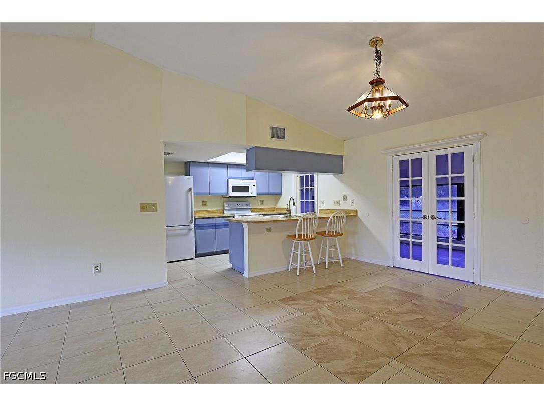 1398 Evalena Lane North Fort Myers FL 33917 2026017959 image8