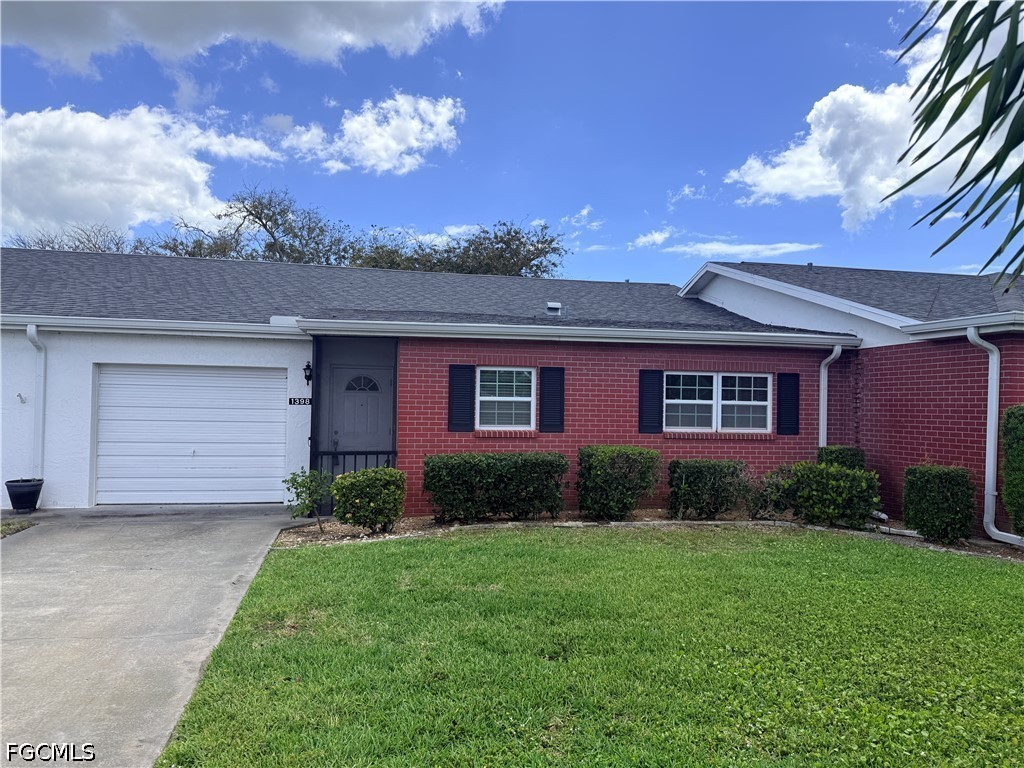 1398 Myerlee Country Club Boulevard Fort Myers FL 33919 2026017928 image1