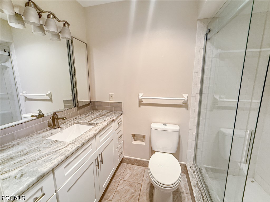 1398 Myerlee Country Club Boulevard Fort Myers FL 33919 2026017928 image3