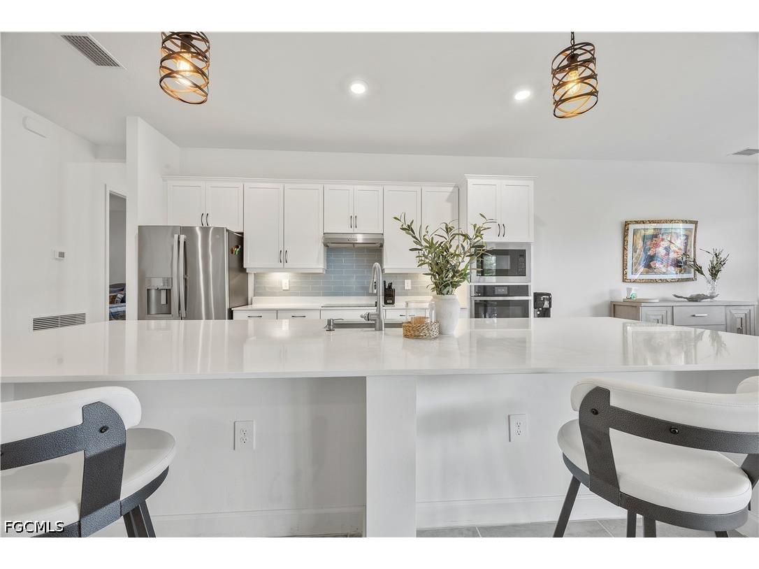 13991 Binghampton Drive Fort Myers FL 33905 2026022726 image5