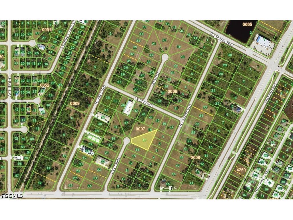 14 Hyde Court Rotonda West FL 33947 2026015221 image2