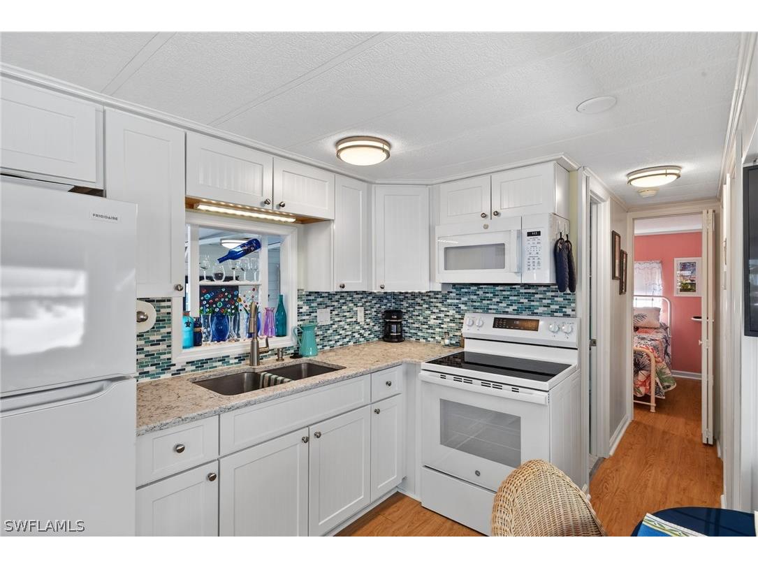 14 Limetree Park Drive Bonita Springs FL 34135 226011716 image3