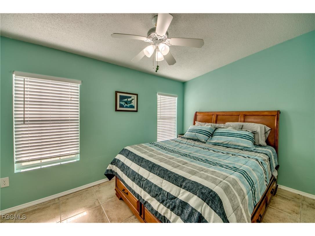 14 Nancy Lane Fort Myers Beach FL 33931 2025003352 image12