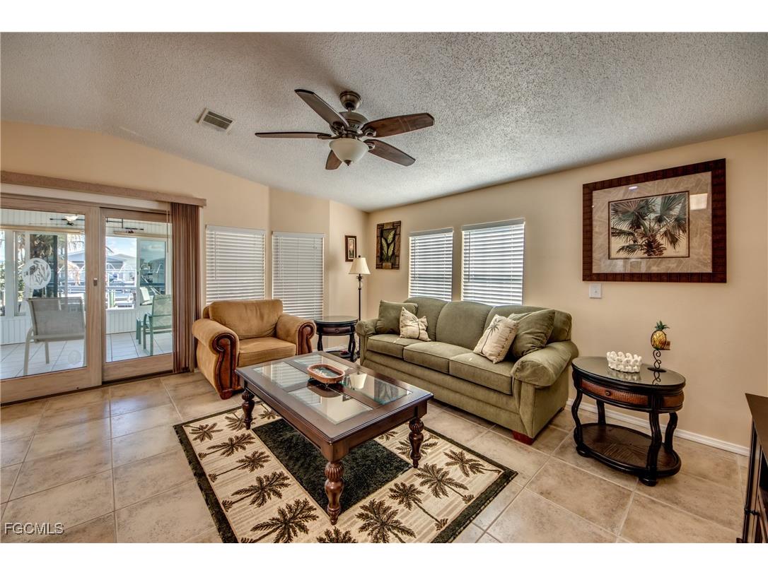 14 Nancy Lane Fort Myers Beach FL 33931 2025003352 image7