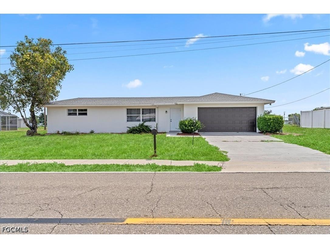 14 Richmond Avenue N Lehigh Acres FL 33936 2026020110 image1