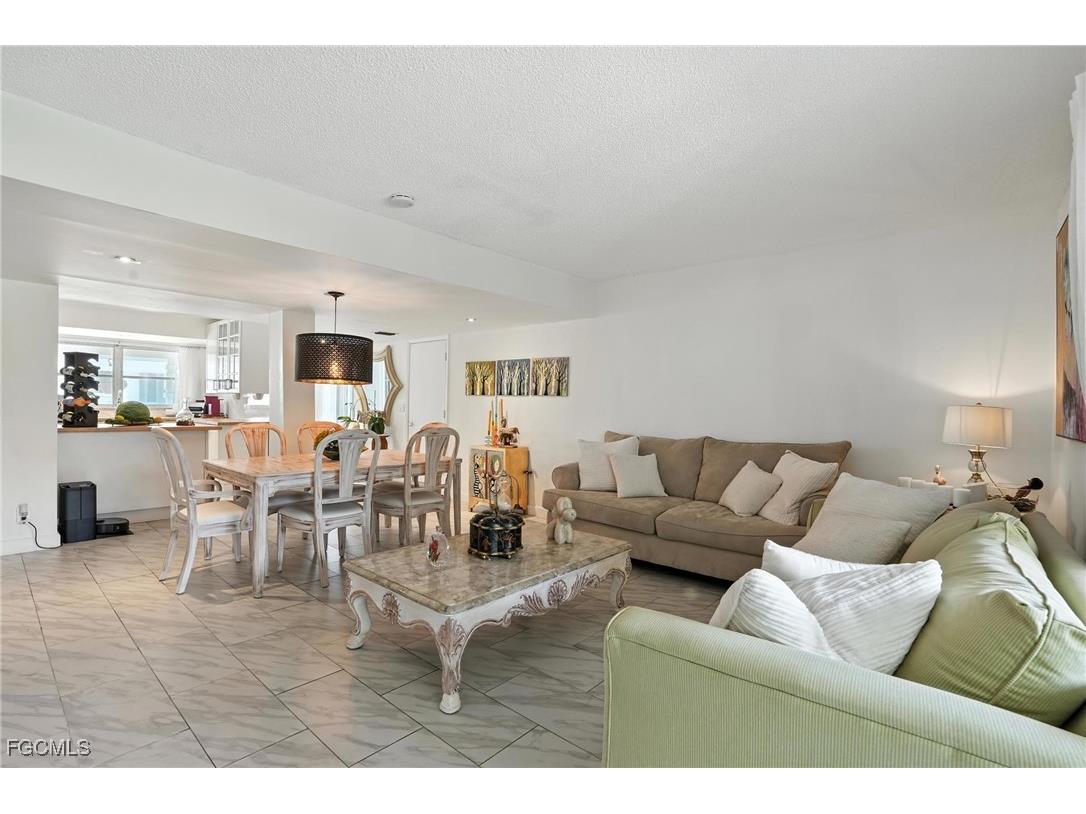 14 Watercolor Way #14 Naples FL 34113 2025020823 image3