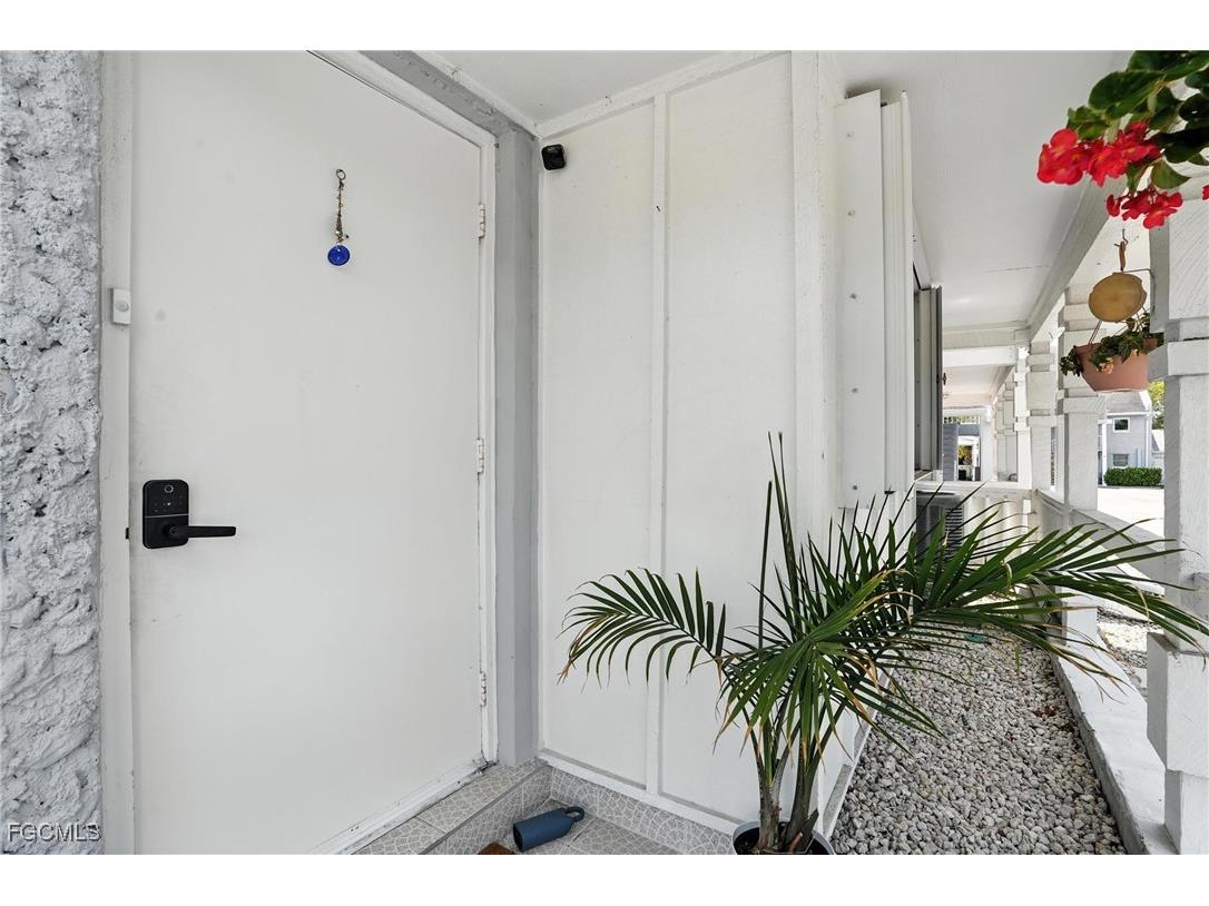 14 Watercolor Way #14 Naples FL 34113 2025020823 image31