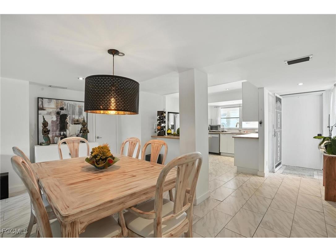 14 Watercolor Way #14 Naples FL 34113 2025020823 image6