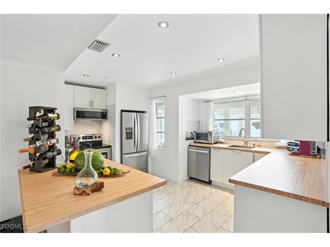 14 Watercolor Way #14 Naples FL 34113 2025020823 image8