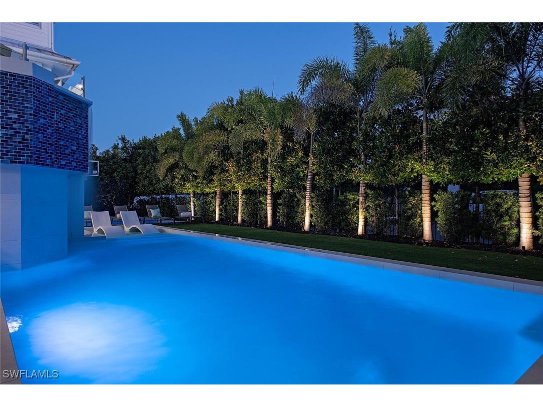 140 3rd Avenue S Naples FL 34102 226002046 image40