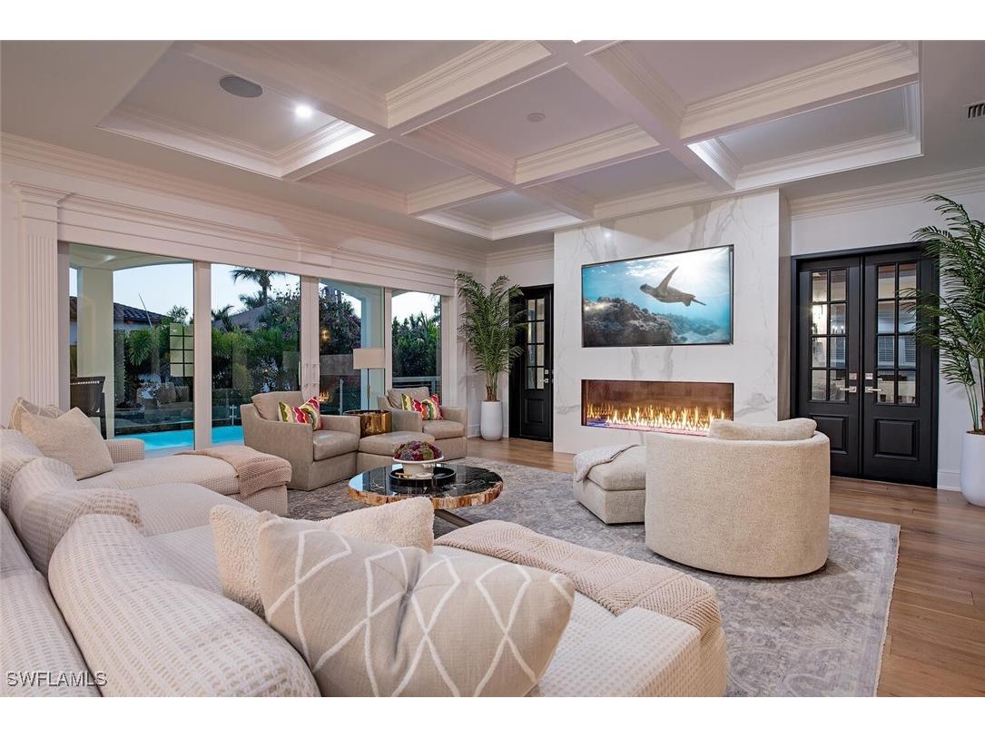 140 3rd Avenue S Naples FL 34102 226002046 image5