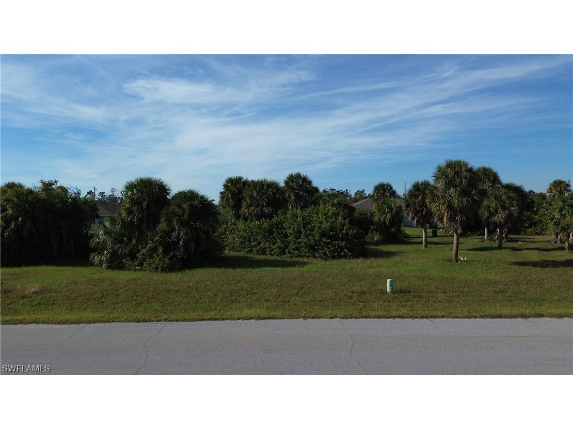 140 April Road Rotonda West FL 33947 223082368 image1
