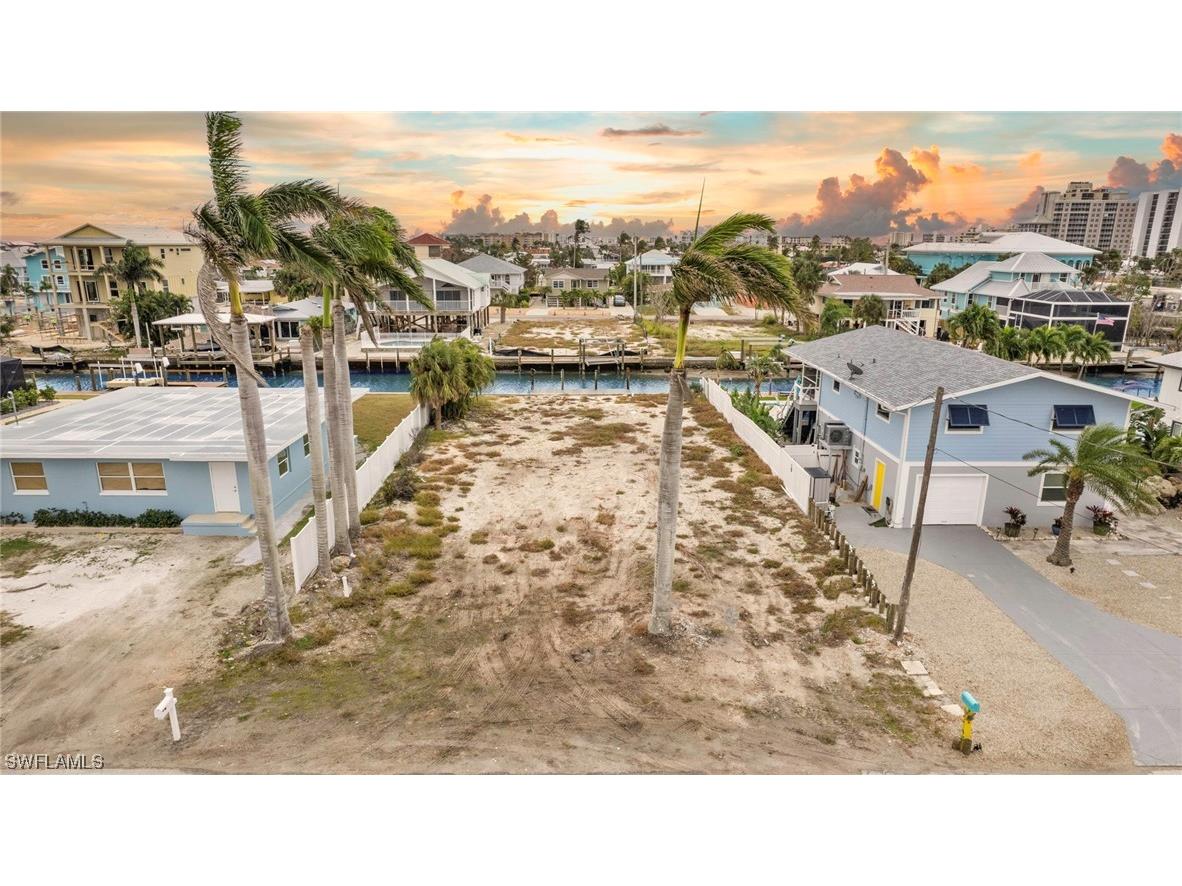 140 Bahia Viaduct Fort Myers Beach FL 33931 223091973 image1