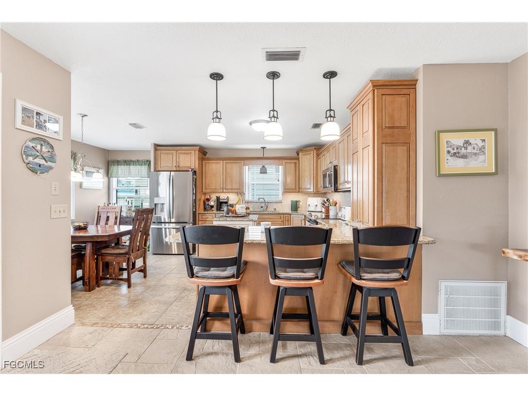 140 Curlew Street Fort Myers Beach FL 33931 2025018284 image17