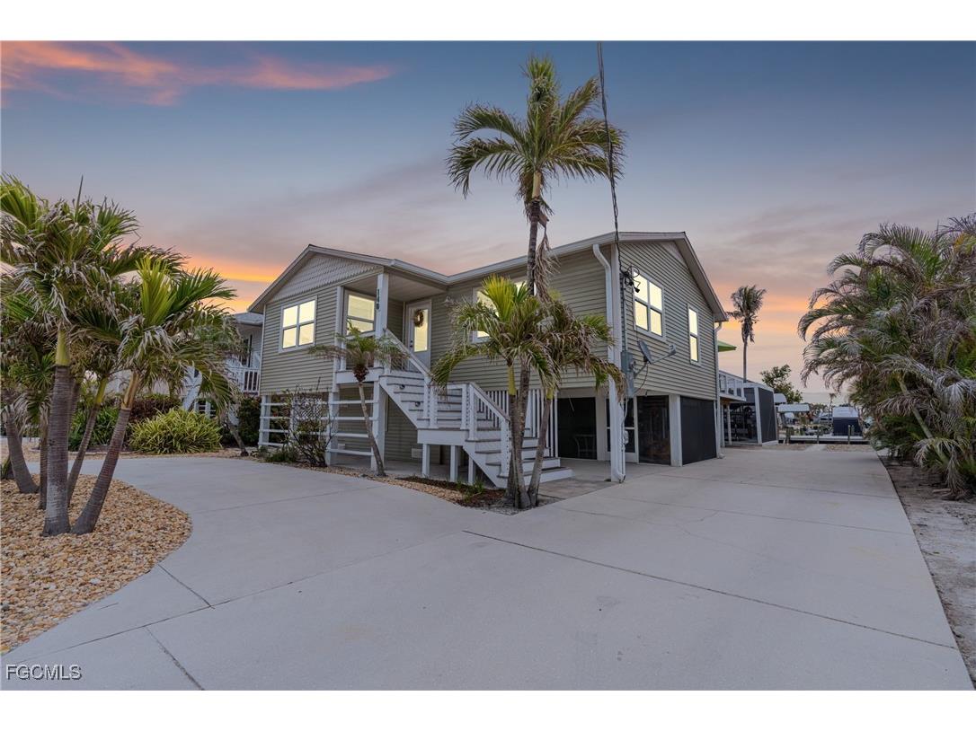 140 Curlew Street Fort Myers Beach FL 33931 2025018284 image2