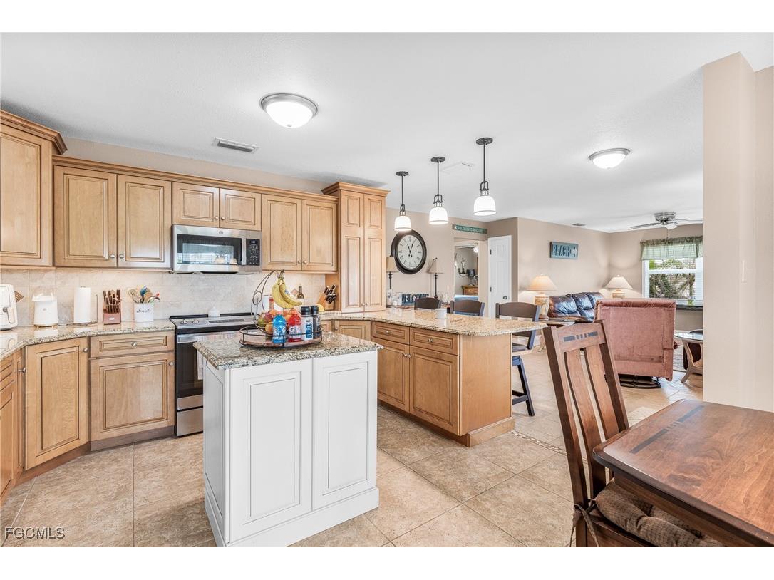 140 Curlew Street Fort Myers Beach FL 33931 2025018284 image20