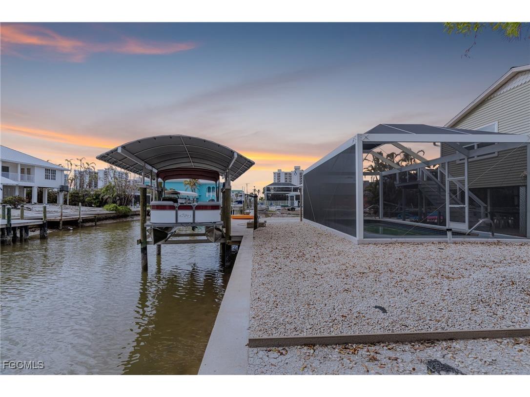 140 Curlew Street Fort Myers Beach FL 33931 2025018284 image48