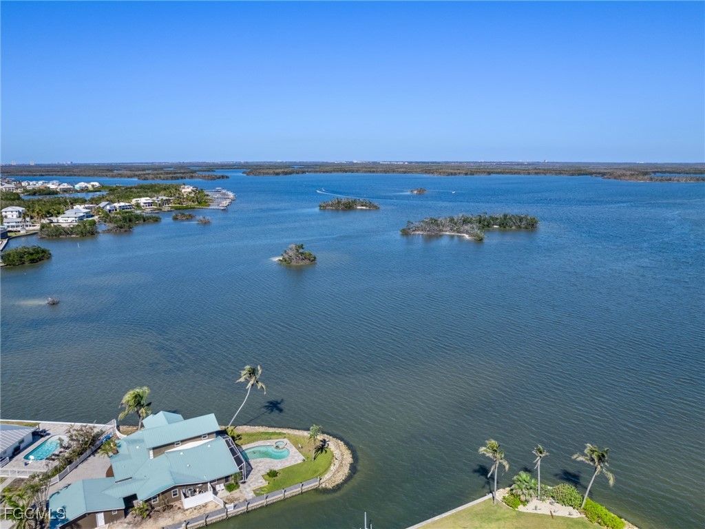 140 Curlew Street Fort Myers Beach FL 33931 2025018284 image6