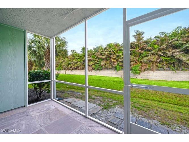 140 Cypress Way E #601 Naples FL 34110 225011014 image22