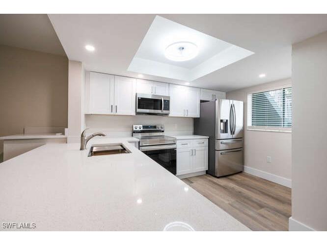 140 Cypress Way E #601 Naples FL 34110 225011014 image3