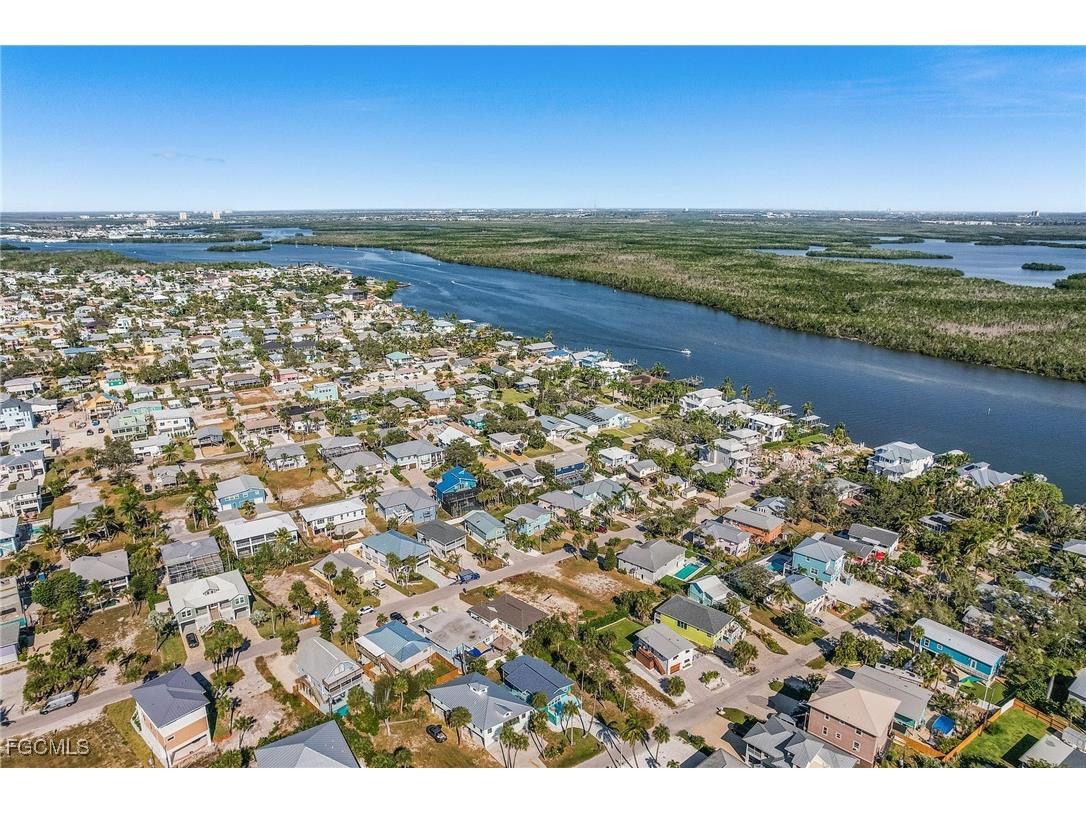140 Hercules Drive Fort Myers Beach FL 33931 2025020788 image13