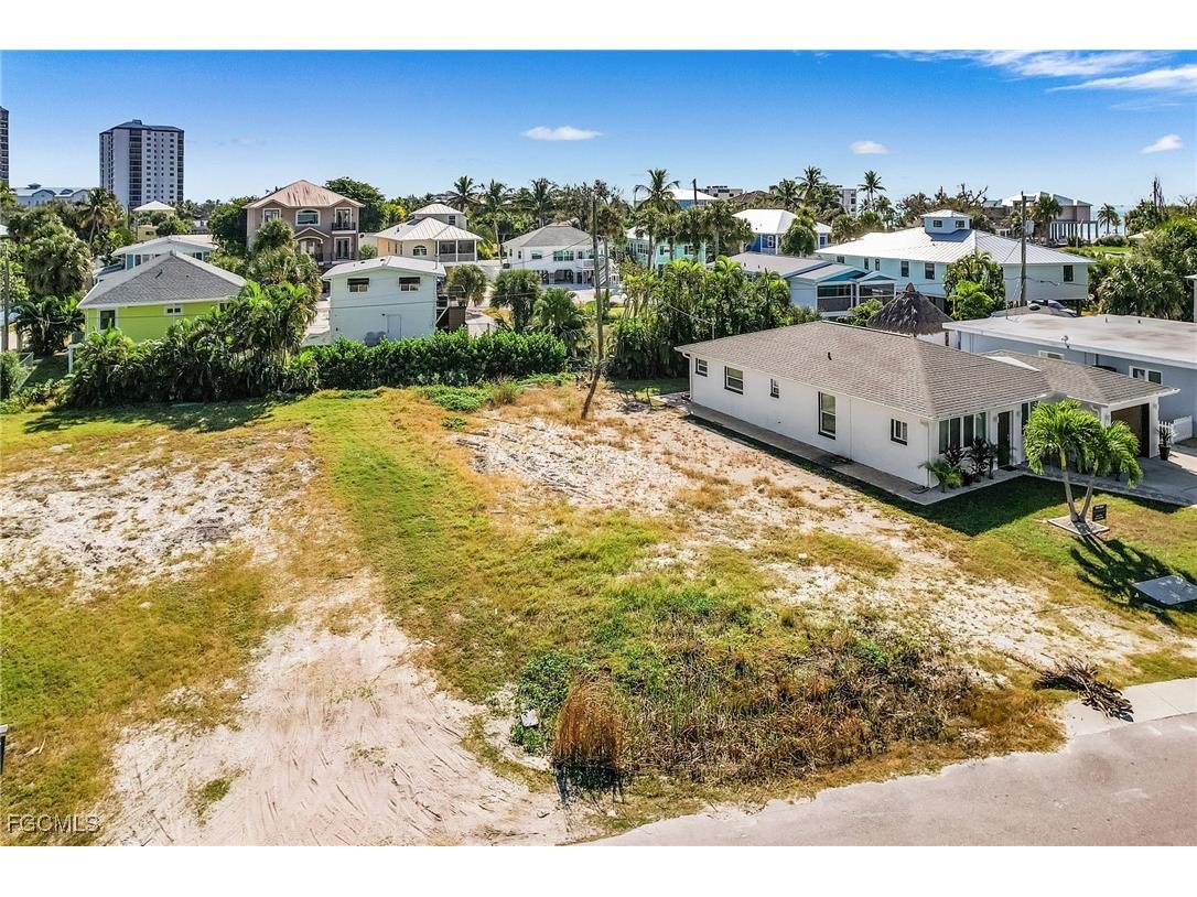 140 Hercules Drive Fort Myers Beach FL 33931 2025020788 image8