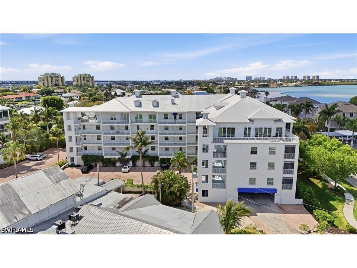140 Palm Street #211 Marco Island FL 34145 226016408 image1