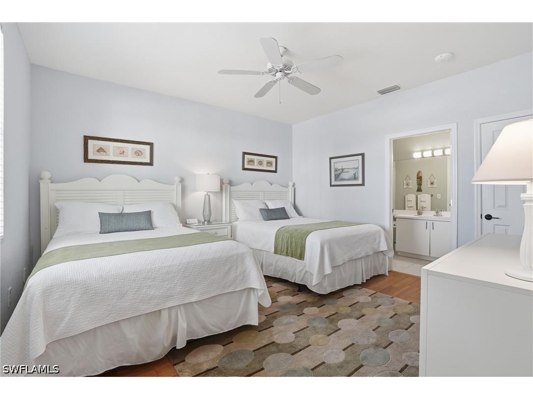 140 Palm Street #211 Marco Island FL 34145 226016408 image24