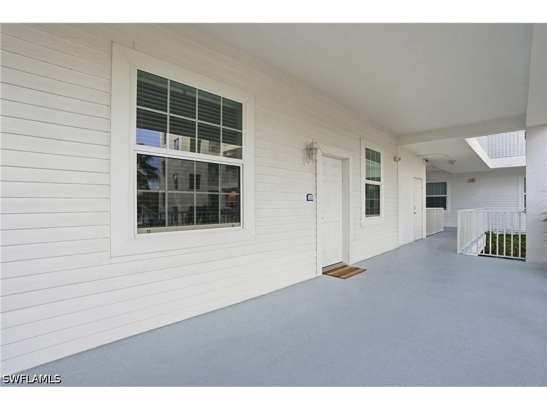 140 Palm Street #211 Marco Island FL 34145 226016408 image6
