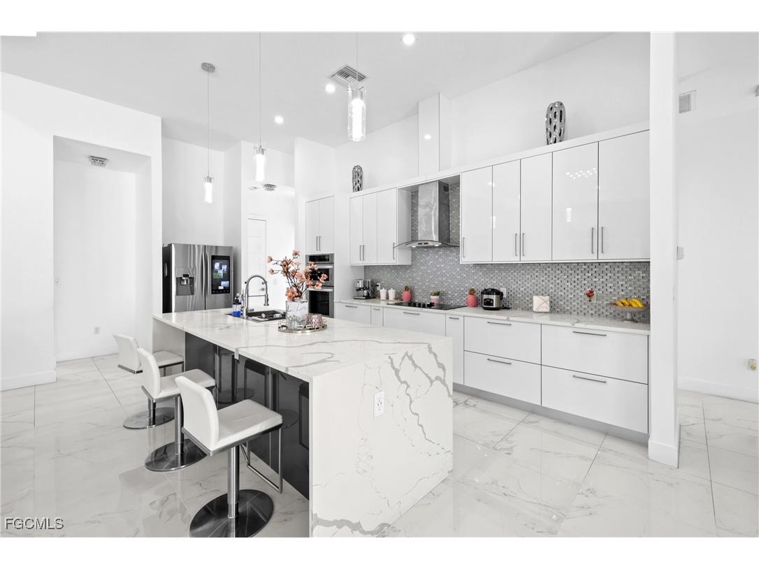 140 SE 16th Street Cape Coral FL 33990 2025010669 image10