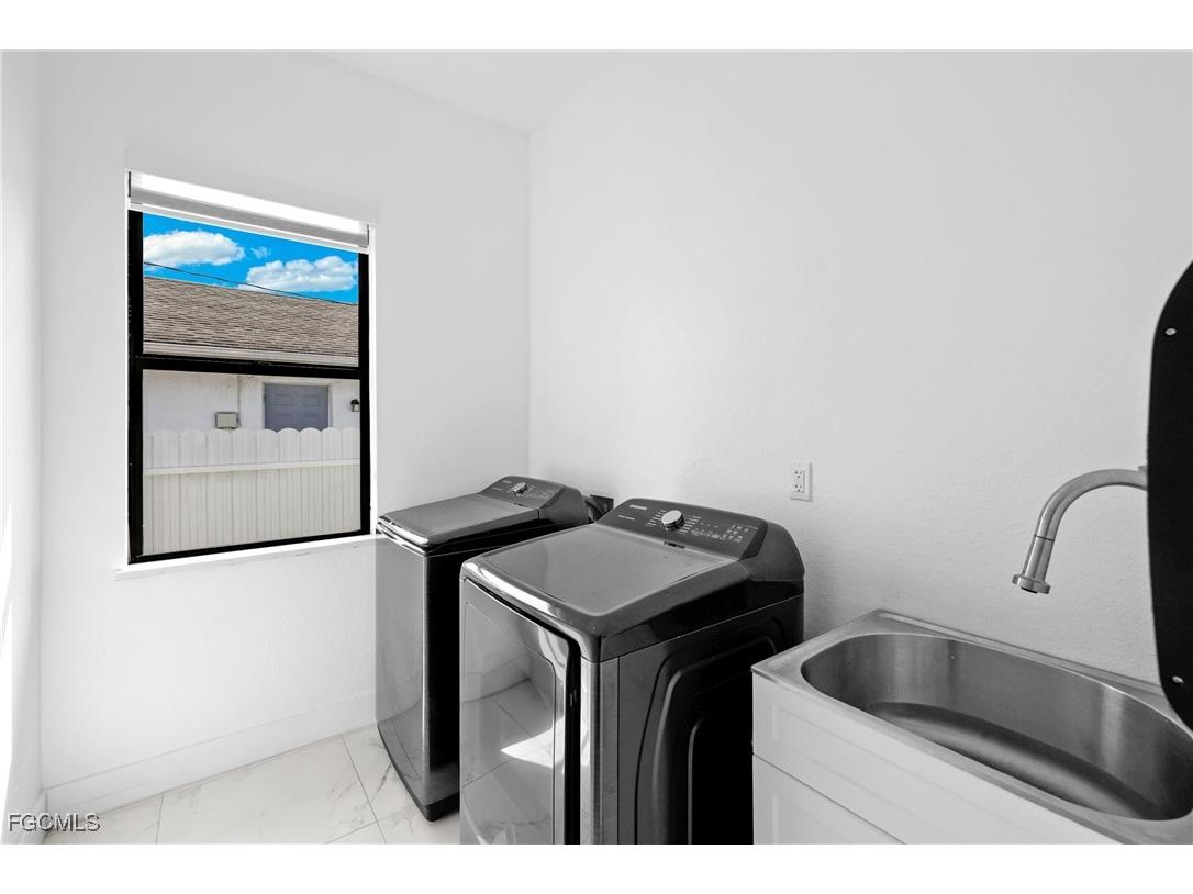 140 SE 16th Street Cape Coral FL 33990 2025010669 image13