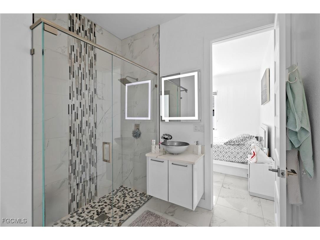 140 SE 16th Street Cape Coral FL 33990 2025010669 image24