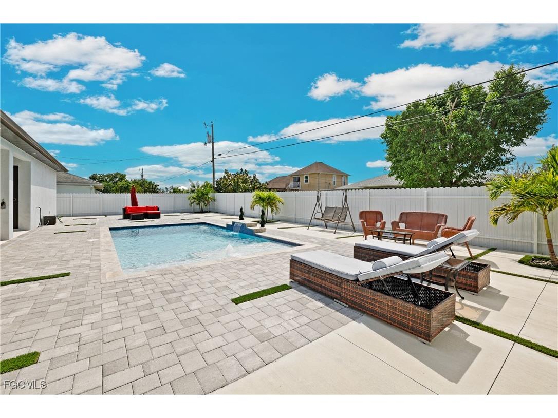 140 SE 16th Street Cape Coral FL 33990 2025010669 image3