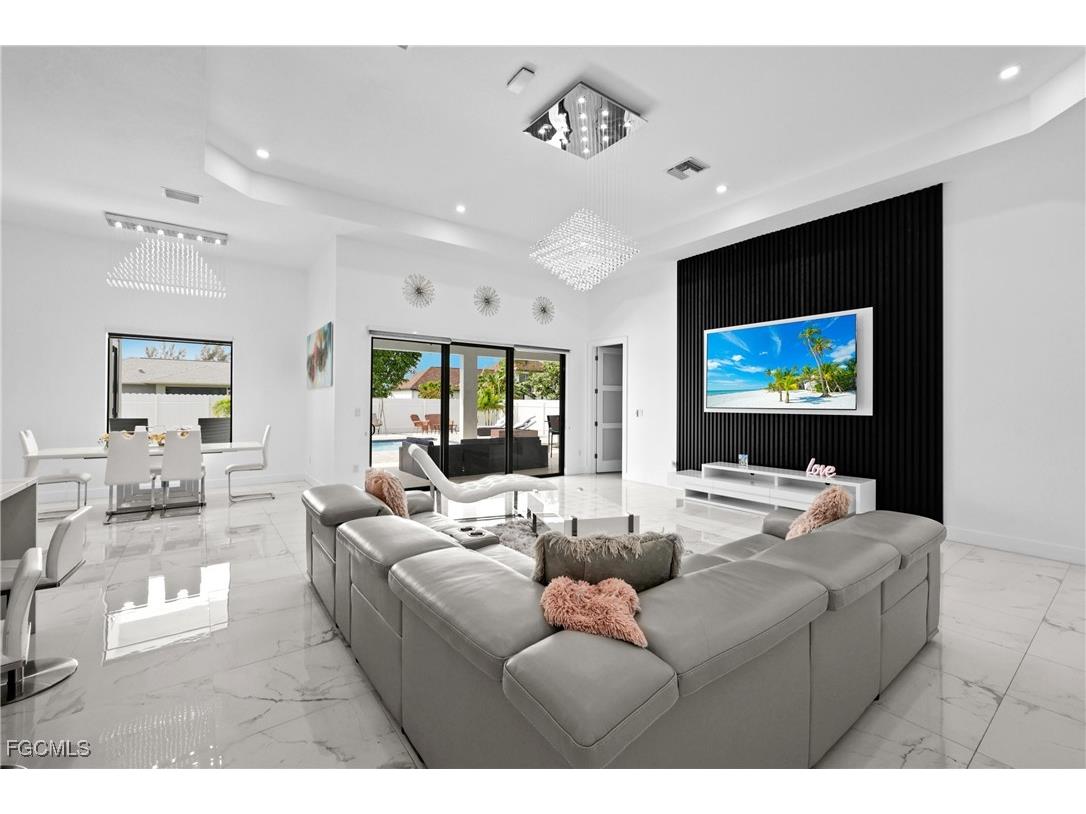 140 SE 16th Street Cape Coral FL 33990 2025010669 image6