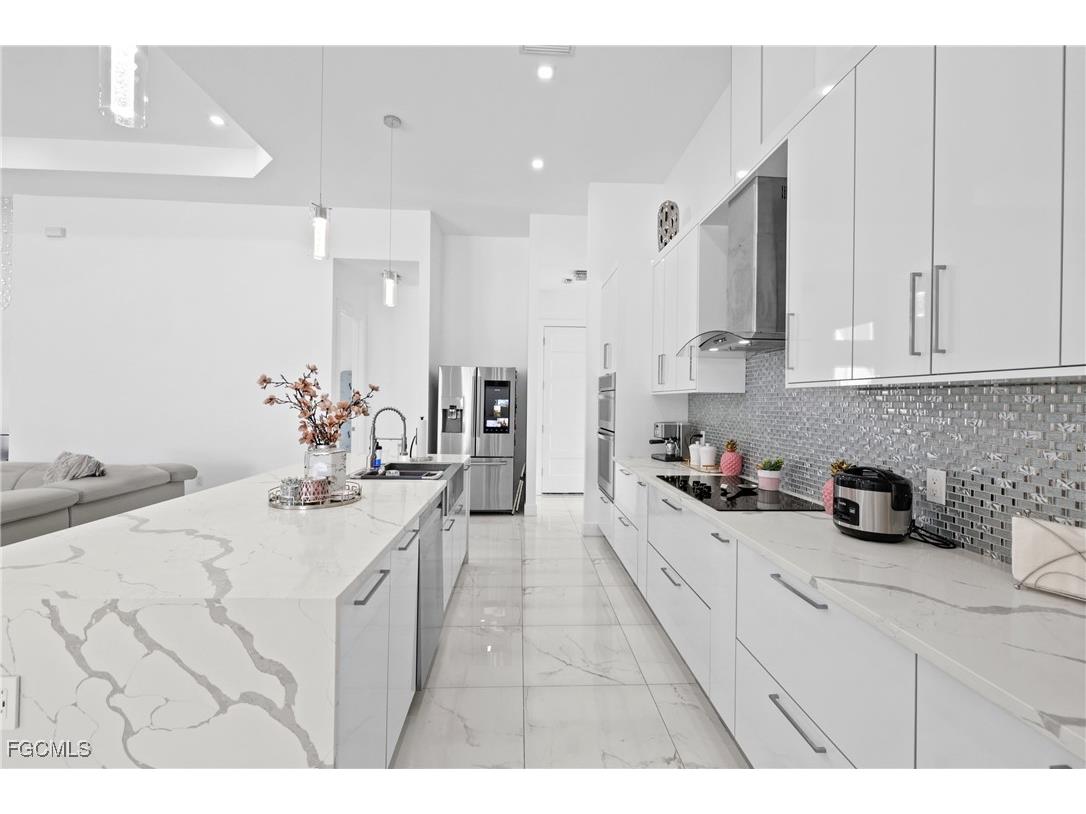 140 SE 16th Street Cape Coral FL 33990 2025010669 image9