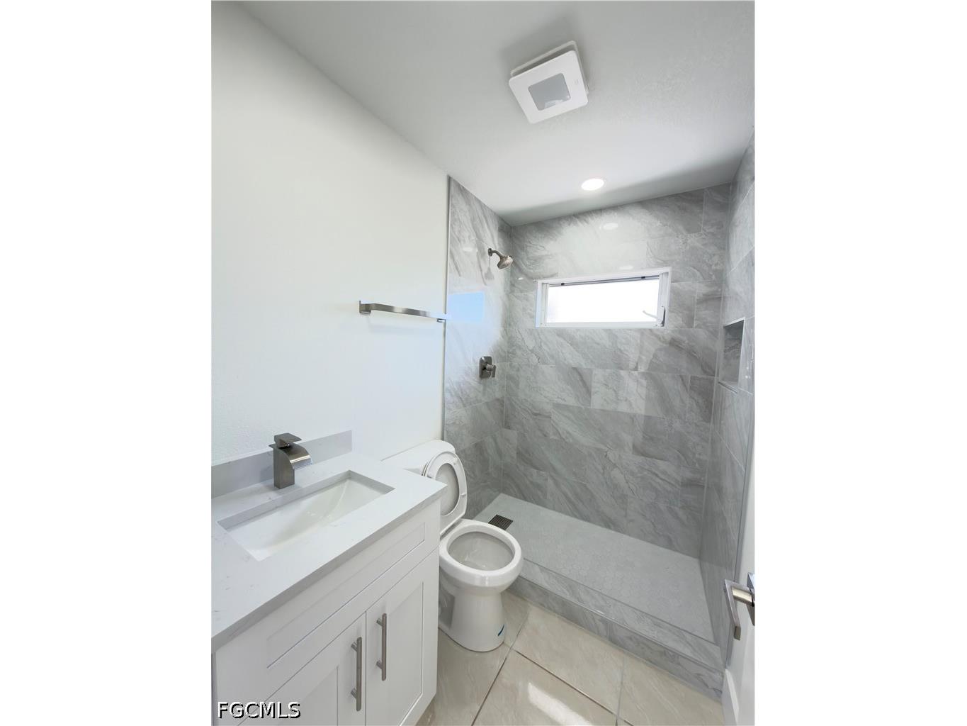 140 SE 17th Terrace Cape Coral FL 33990 2026018030 image8