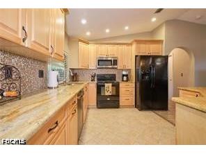 140 SE 8th Street Cape Coral FL 33990 2026018318 image5