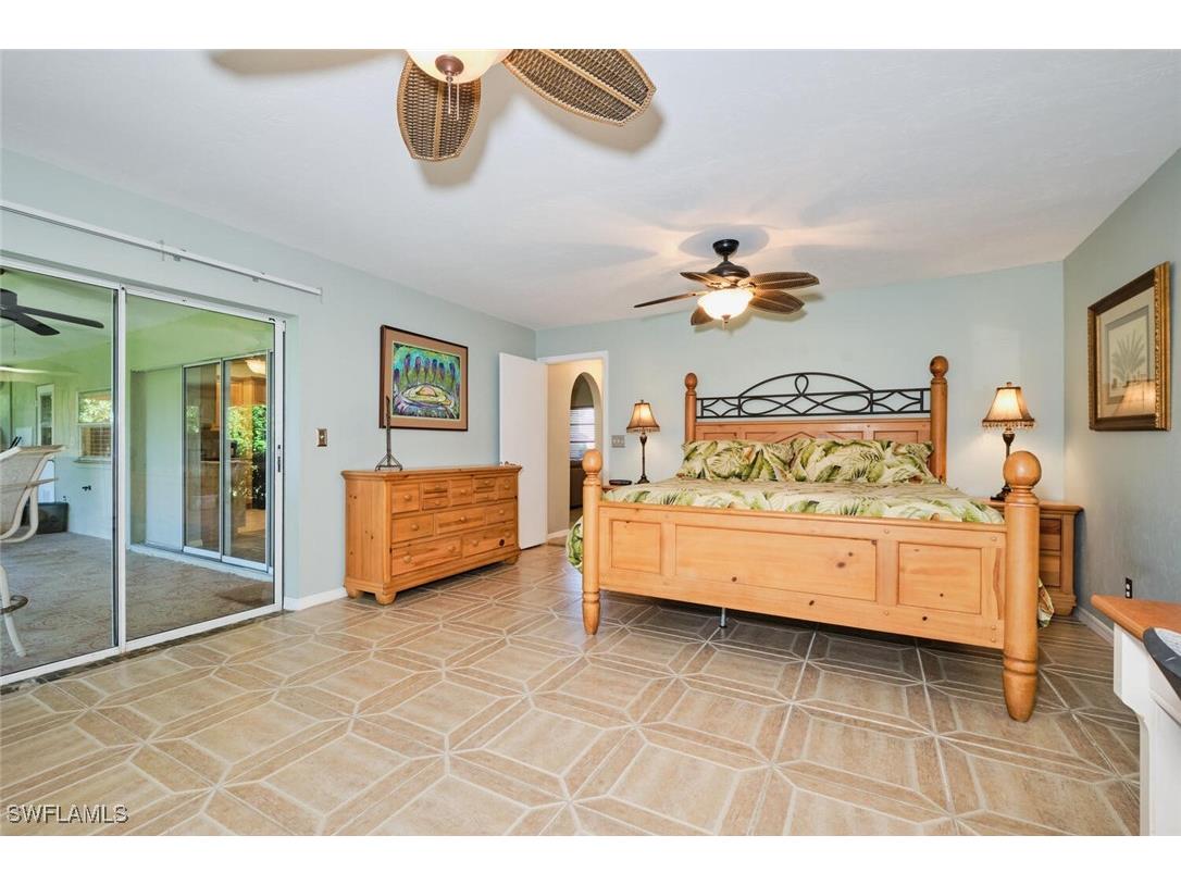 140 SE 8th Street Cape Coral FL 33990 225065007 image16