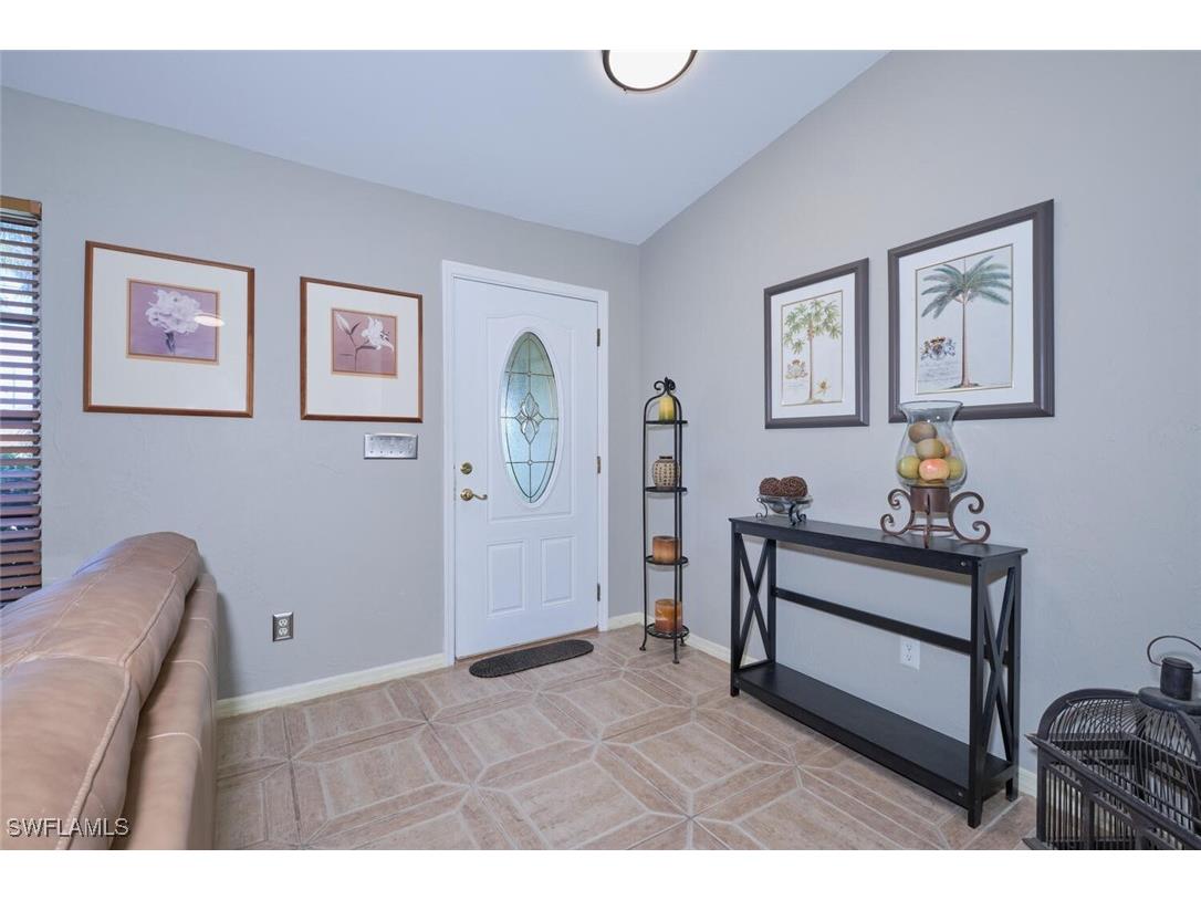 140 SE 8th Street Cape Coral FL 33990 225065007 image3