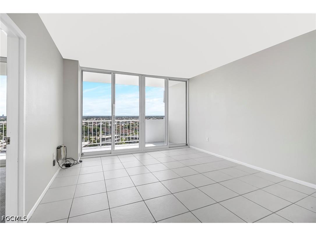 140 Seaview Court #1504S Marco Island FL 34145 2026019489 image6