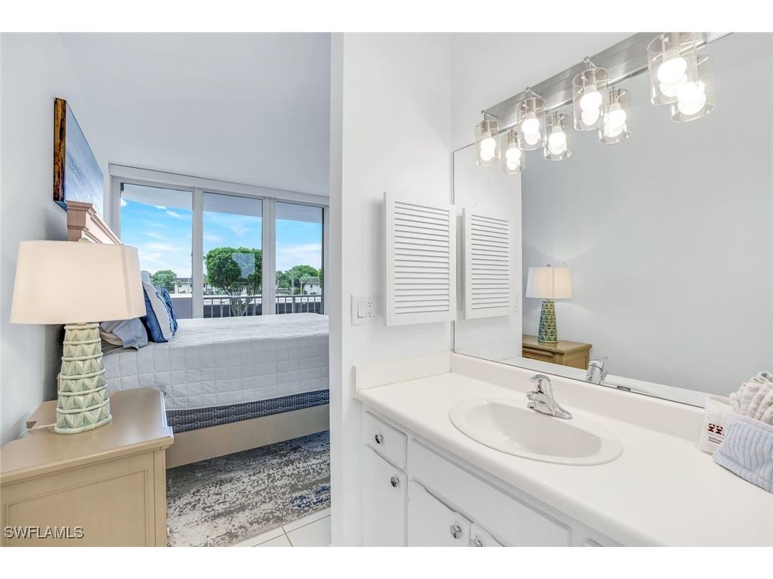 140 Seaview Court #204S Marco Island FL 34145 225076486 image11