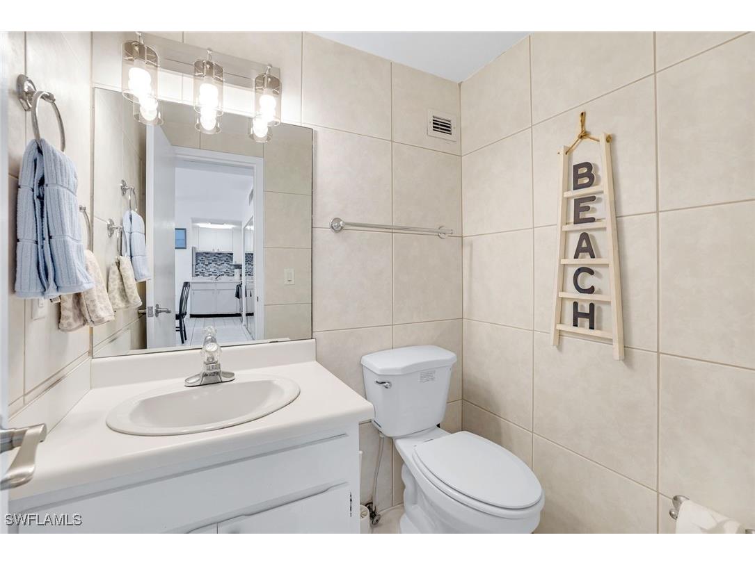 140 Seaview Court #204S Marco Island FL 34145 225076486 image12